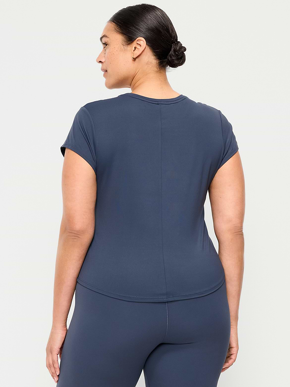 StudioSmooth Short-Sleeve Base Layer Top
