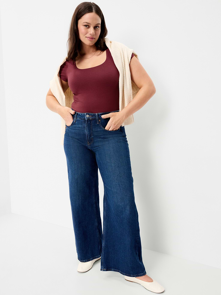 Image 3 of 9, Hug Double-Layer Scoop-Neck Top