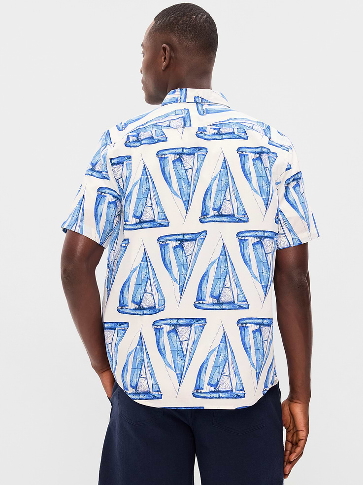 L'image numéro 2 présente Chemise passe-partout de coupe classique