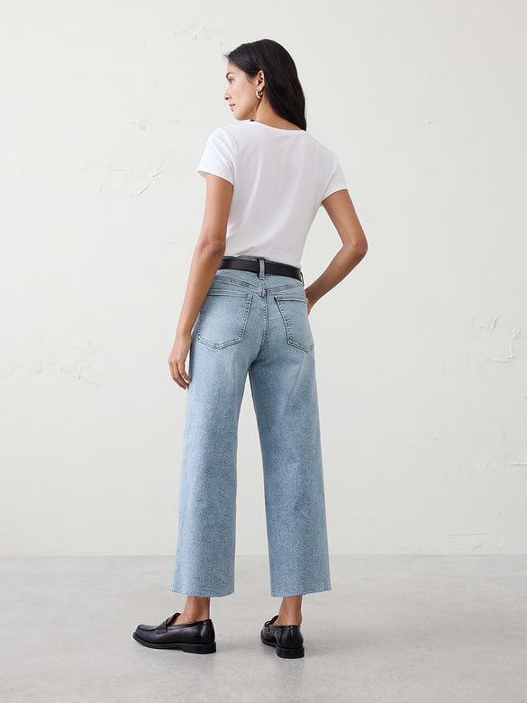 Wide-Leg High-Rise Cropped Jean