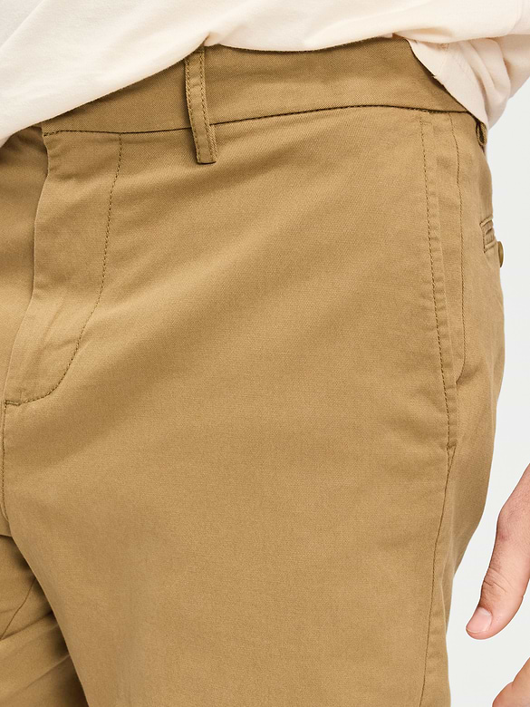 Slim Built-In Flex Rotation Chino Shorts -- 8-inch inseam