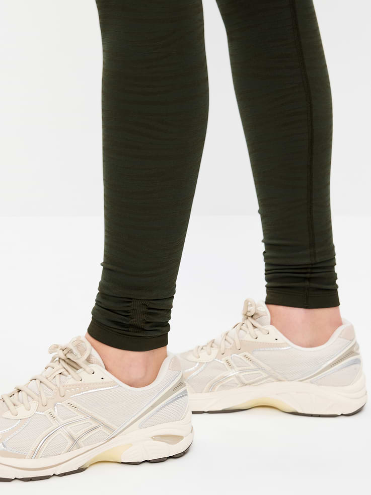 Image number 3 showing, High-Waisted Seamless Jacquard Leggings