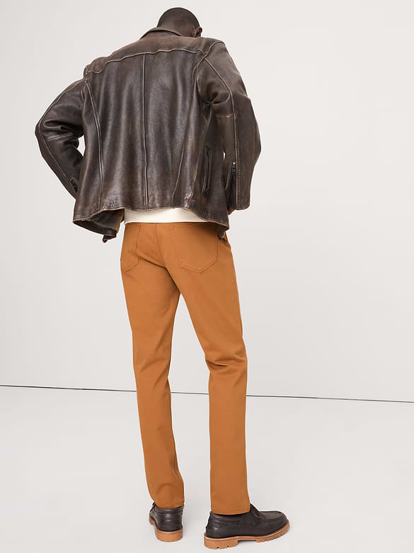 Slim Traveler Pant