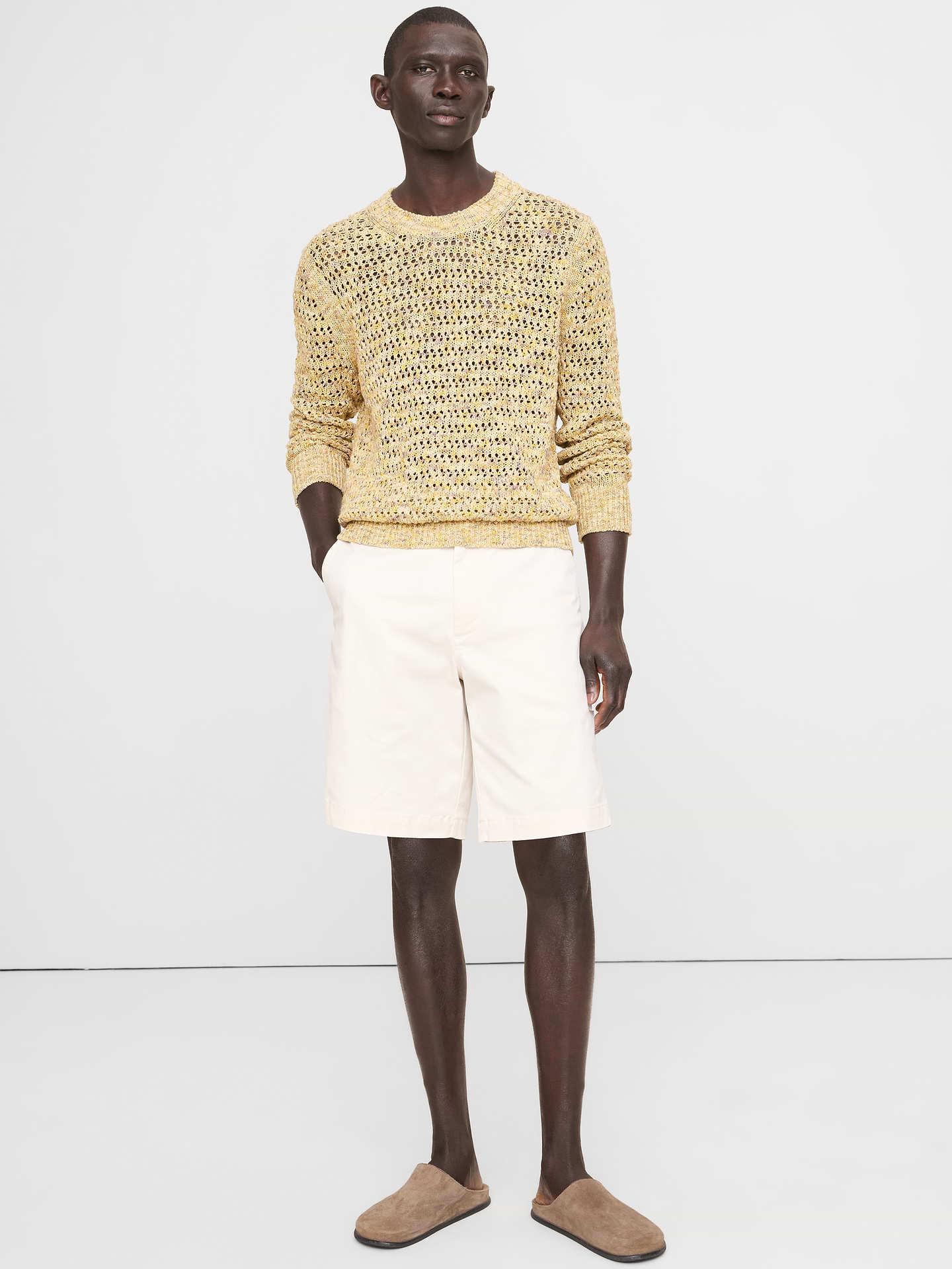 L'image numéro 1 présente Short en chino rodé 23 cm 