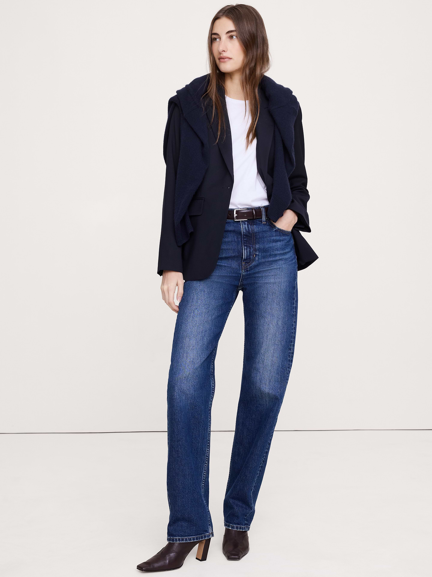 Image number 4 showing, Slim Italian Lightweight Wool Blazer