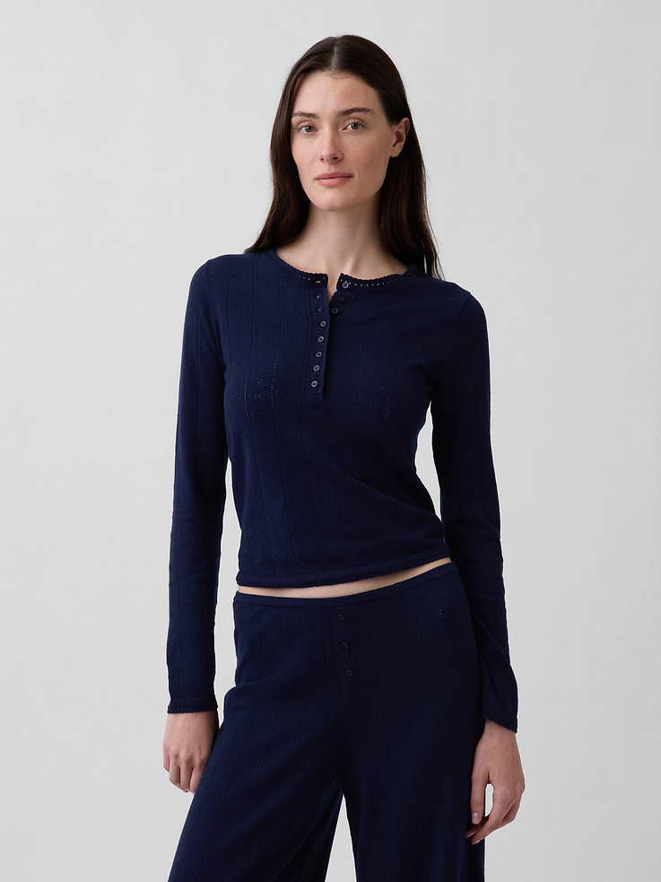 L'image numéro 1 présente Haut de pyjama léger à cœur en tricot pointelle Effet cachemire