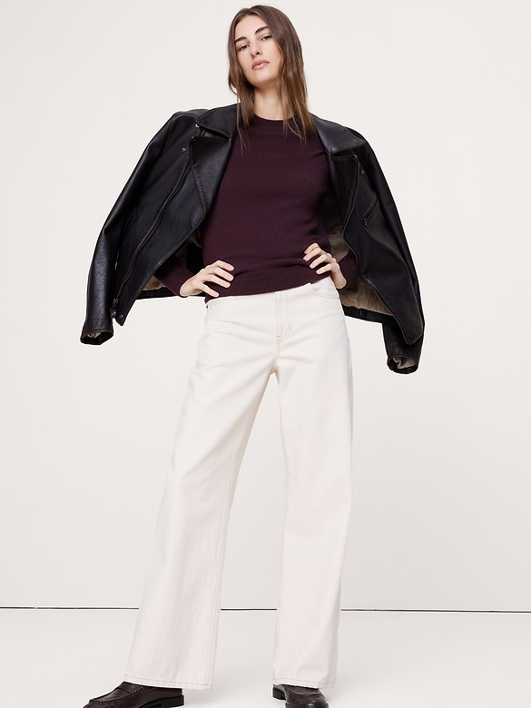 Lightweight Cashmere Crew-Neck Sweater