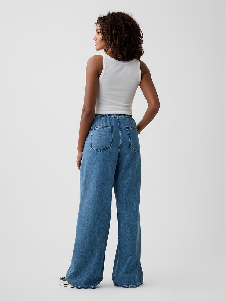Image number 4 showing, Mid Rise Soft Pull-On Wide-Leg Jeans