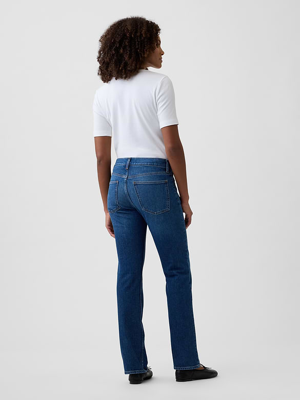 Mid Rise '90s Slim Straight Jeans