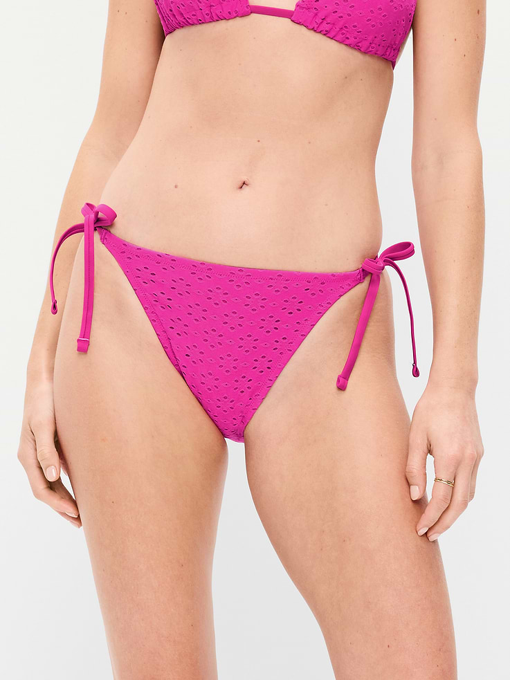 L'image numéro 1 présente Bas de bikini à broderie anglaise noué sur le côté