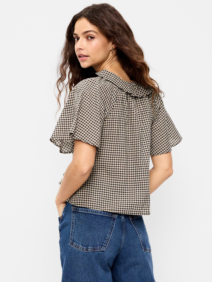 Image number 2 showing, Ruffle Tie-Front Top