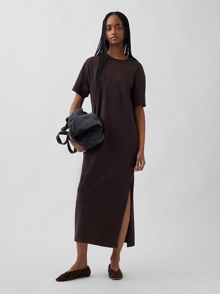 L'image numéro 1 présente Robe t-shirt longue surdimensionnée en tissu épais