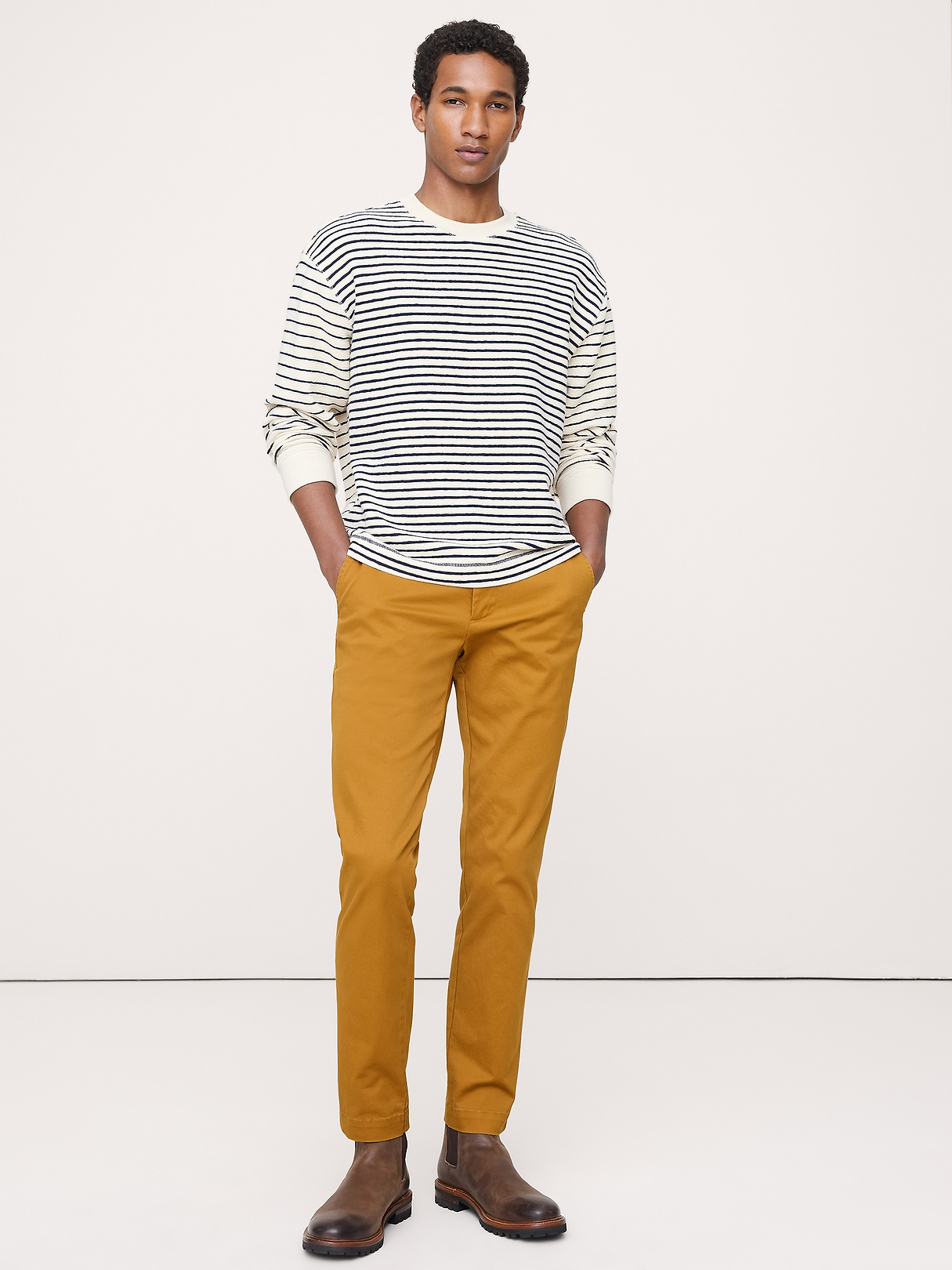 Slim Lived-In Chino | Banana Republic