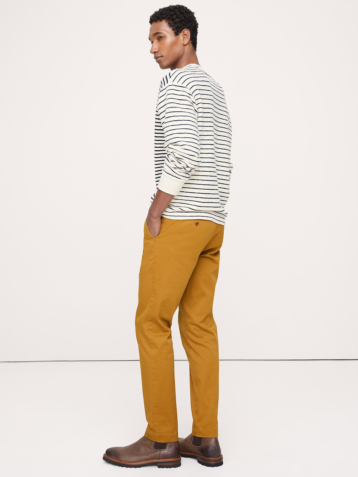 Slim Lived-In Chino | Banana Republic