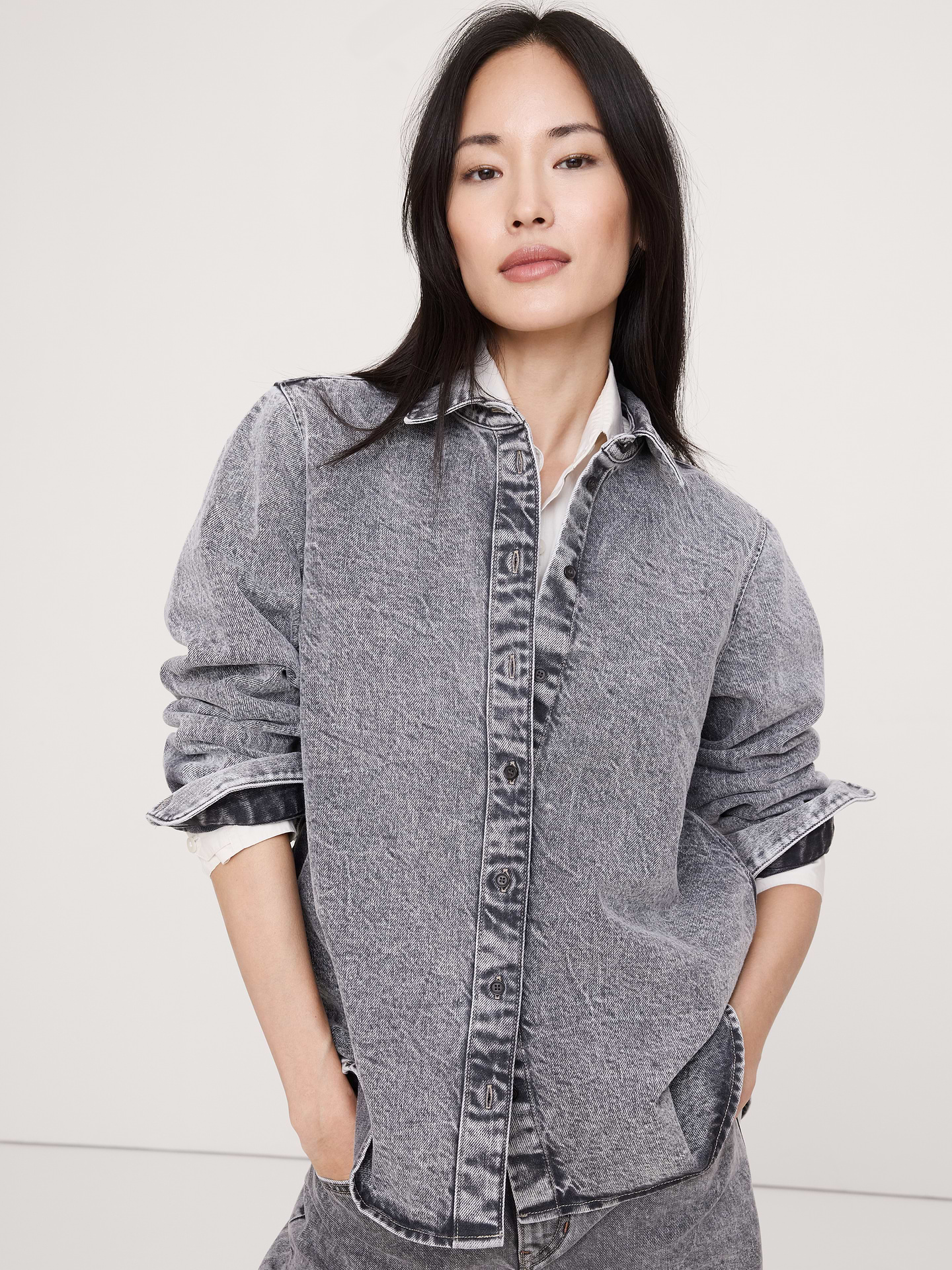 Image number 4 showing, The Everyday Denim Shirt
