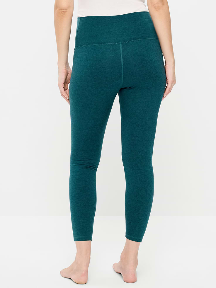 Image number 2 showing, Maternity Full-Panel CloudComfy 7/8 Leggings