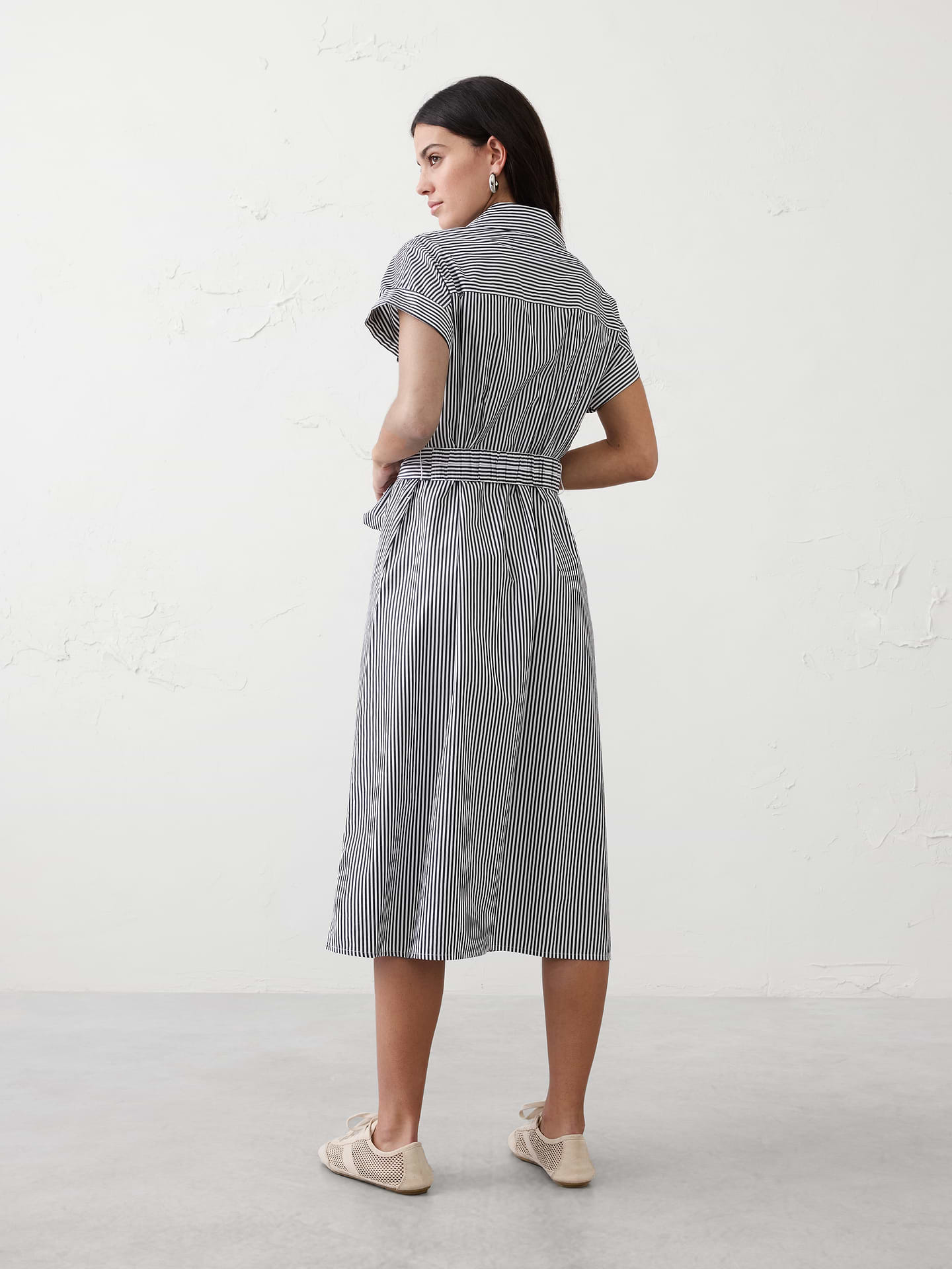 Image number 4 showing, Poplin Utility Midi Shirtdress