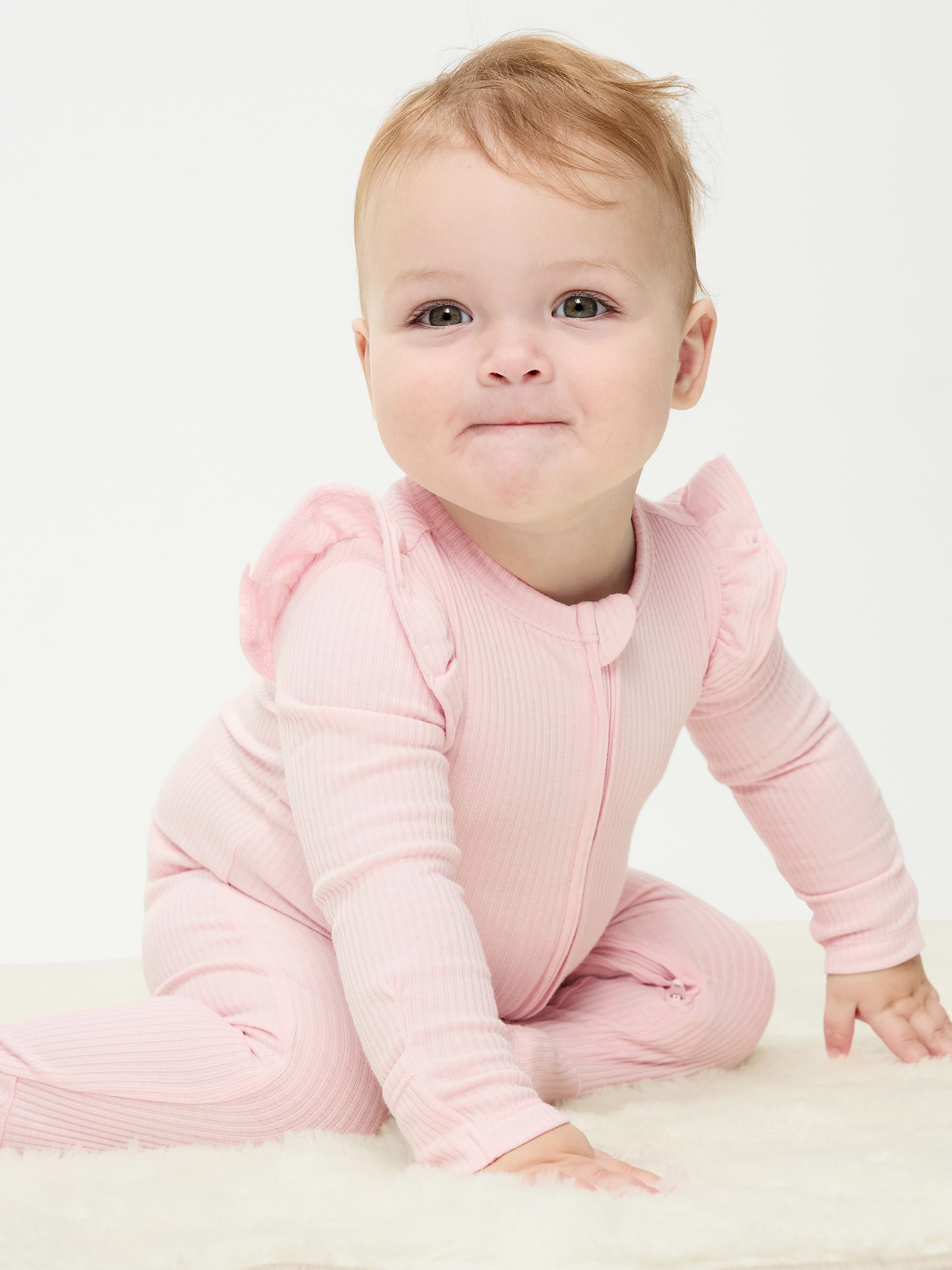 L'image numéro 1 présente Une-pièce côtelé à pieds Nuit ou jeu à glissière bidirectionnelle pour bébé