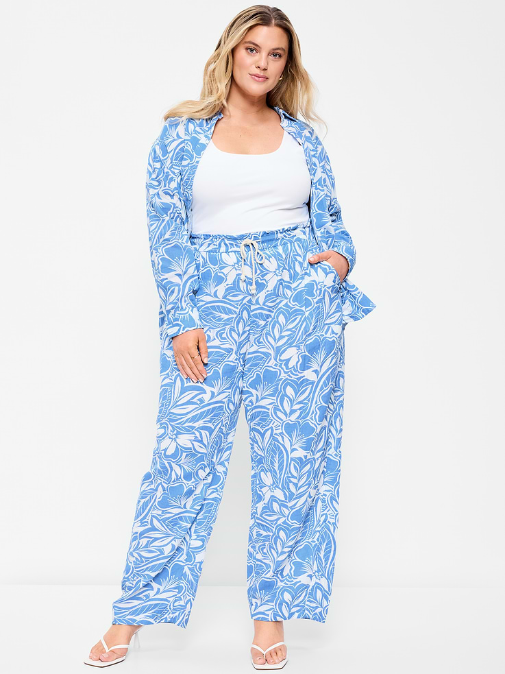L'image numéro 7 présente Pantalon coupe baril longueur cheville à taille haute en gaze froissée