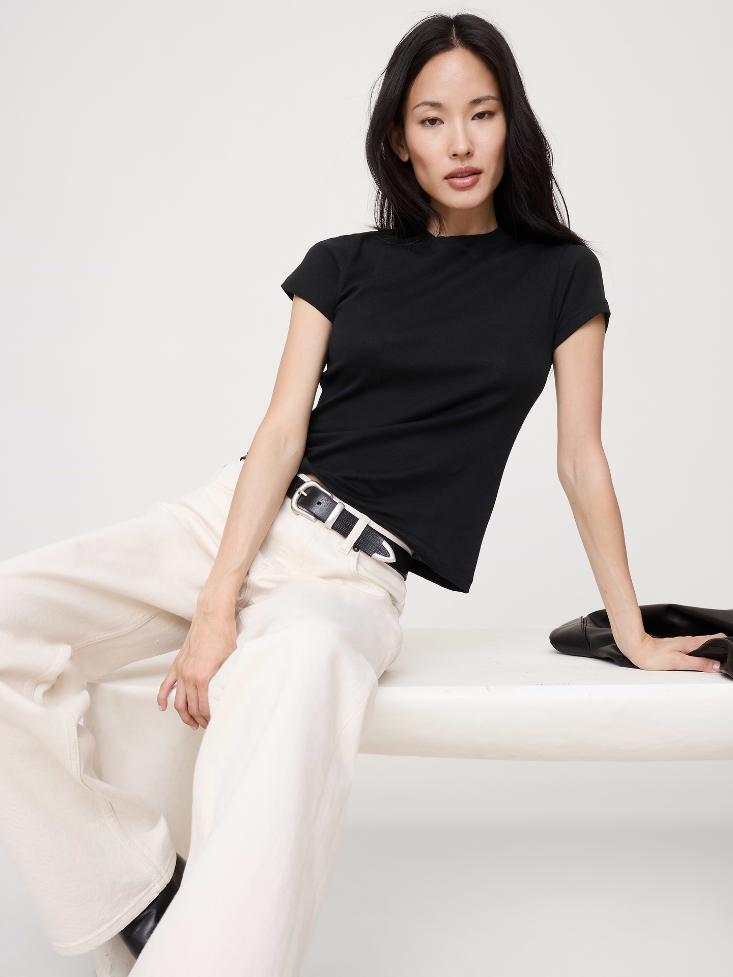 Image number 1 showing, Airy Cotton Mock-Neck T-Shirt