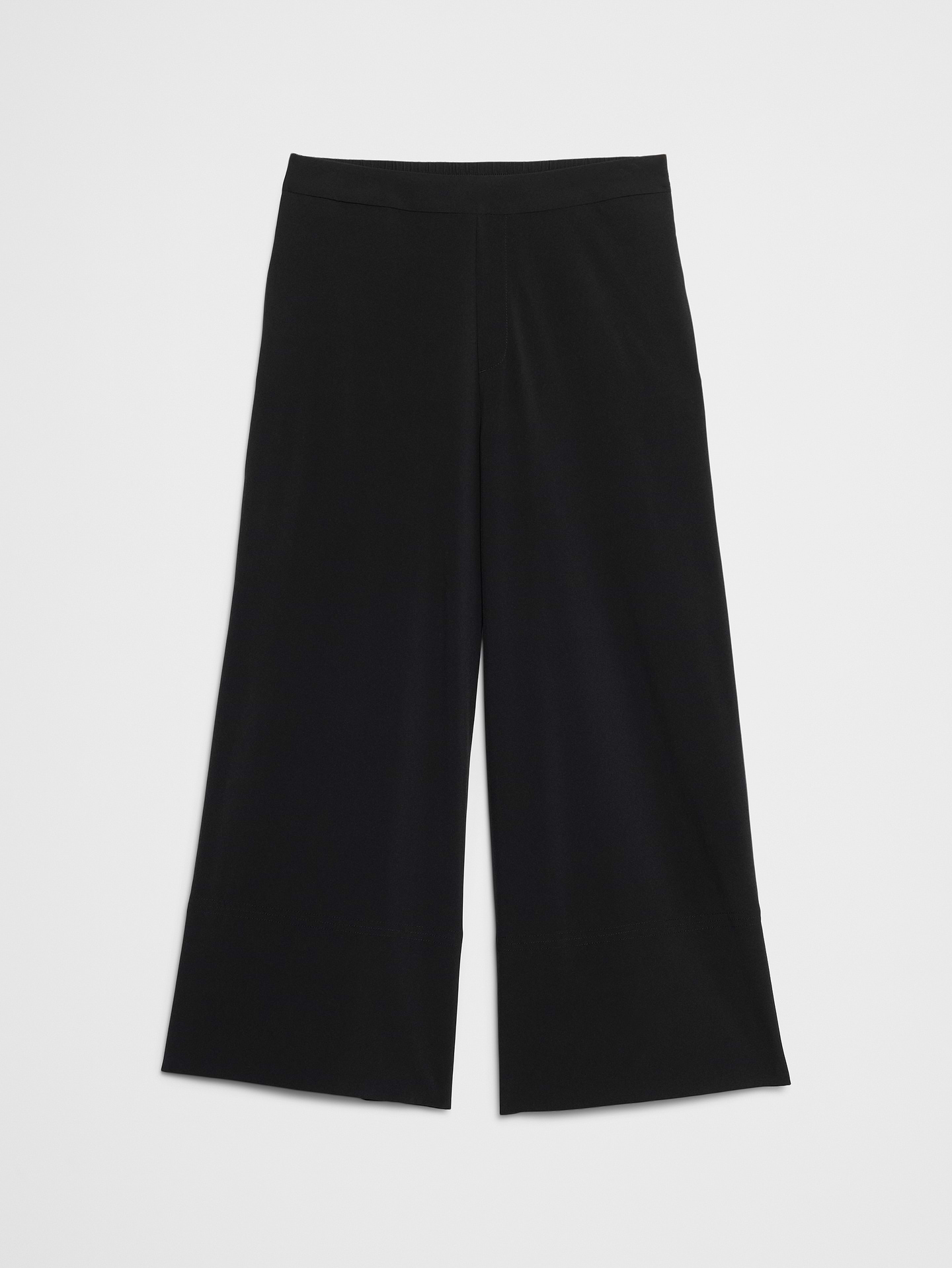 L'image numéro 4 présente Pantalon tout-aller court à jambe large et taille haute en tissu Airstretch