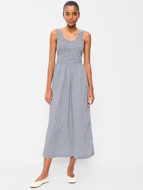 smocked bodice midi dress The Brynn Designed with a smocked bodice for a comfortable Smocked Bodice Midi Dress |