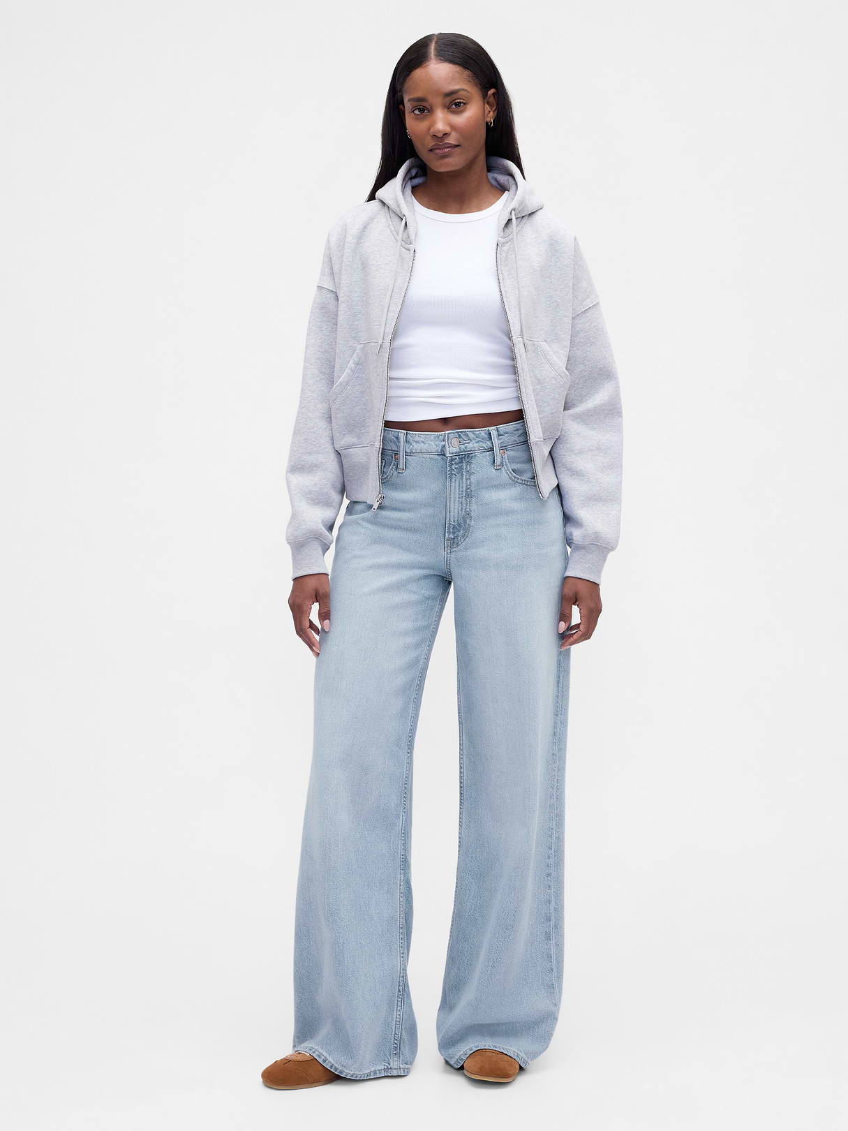 Curvy Mid Rise UltraSoft Baggy Jeans - Light wash by Gap