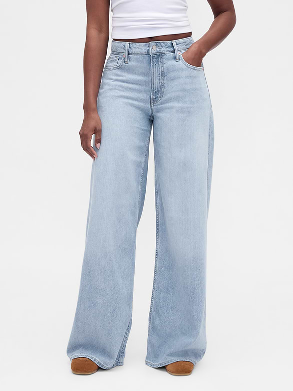 Curvy Mid Rise UltraSoft Baggy Jeans