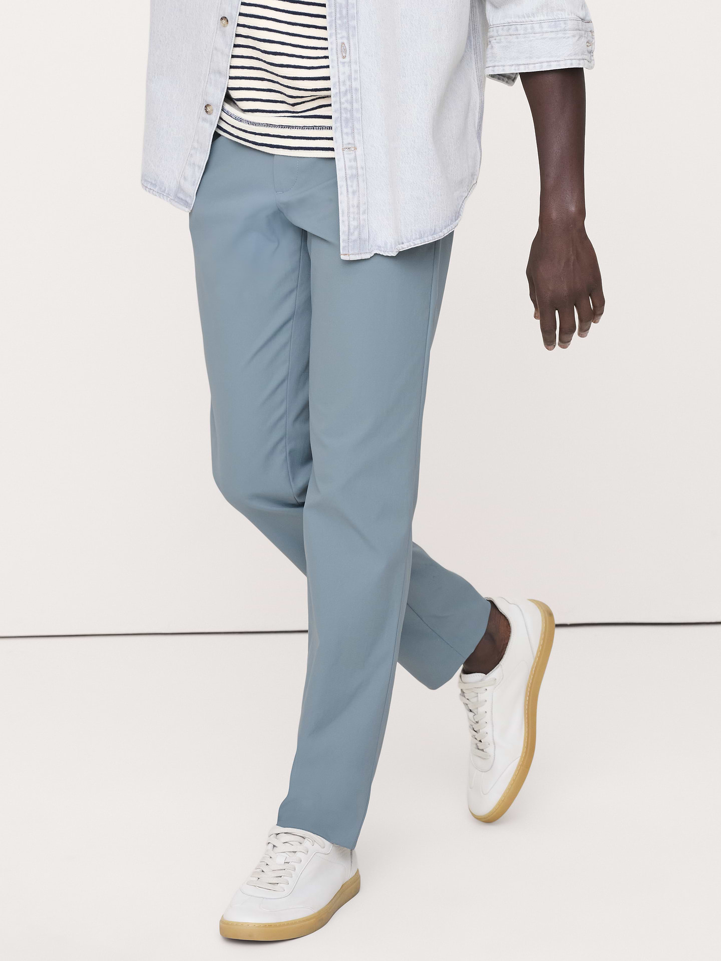 L'image numéro 3 présente Pantalon Performance athlétique étroit