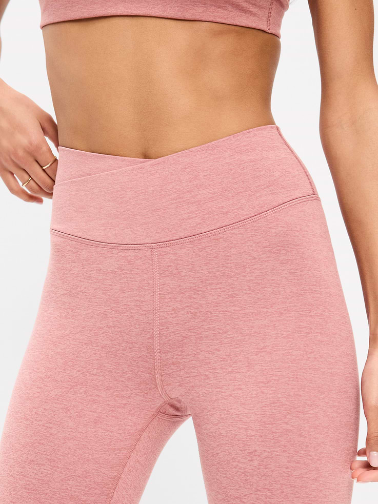 Image number 3 showing, Extra High-Waisted CloudComfy 7/8 Leggings