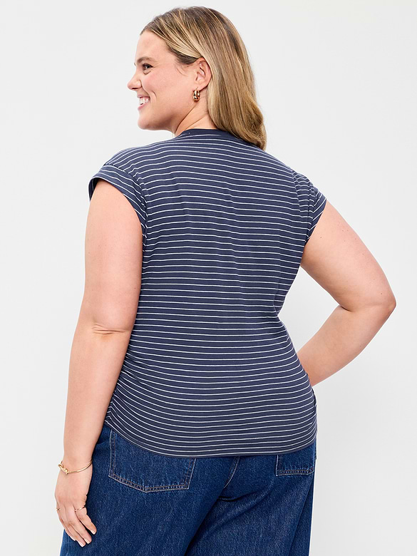 Haut à mancherons à taille cintrée
