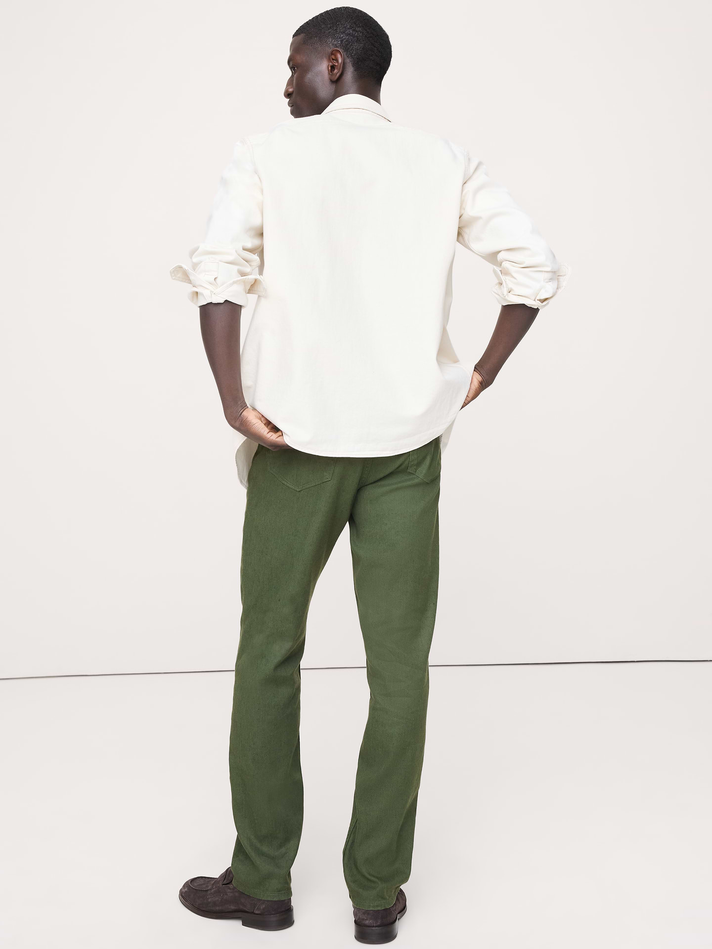 L'image numéro 2 présente Pantalon Voyageur étroit en lin et coton