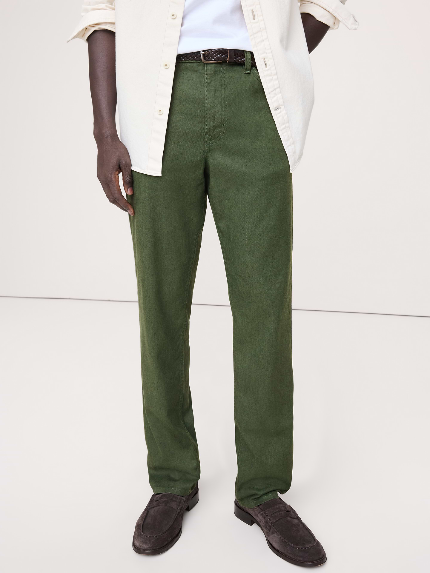 L'image numéro 3 présente Pantalon Voyageur étroit en lin et coton
