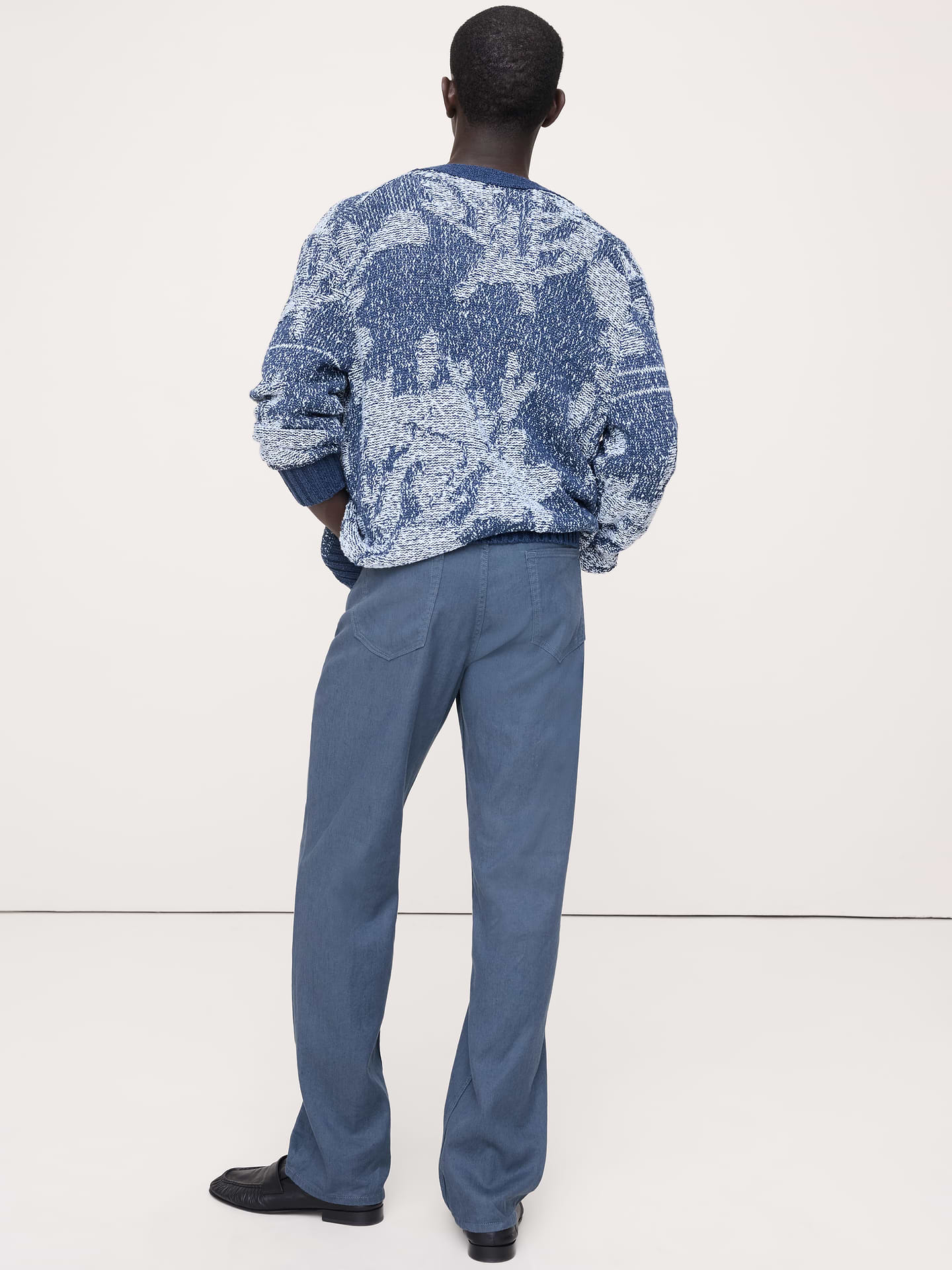 L'image numéro 2 présente Pantalon Voyageur droit en lin et coton