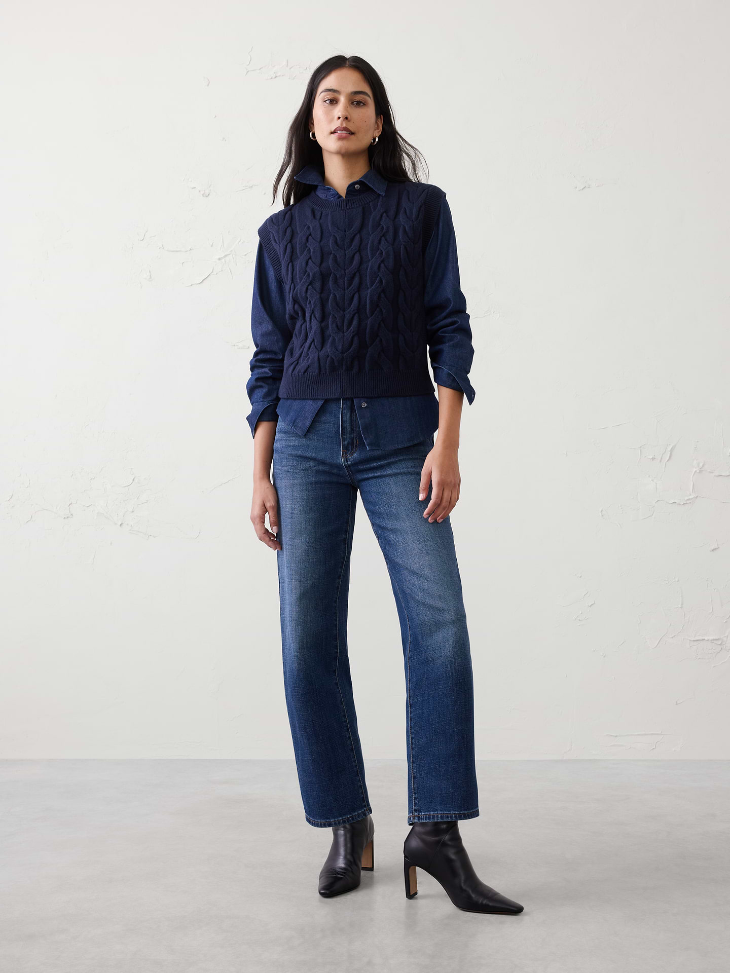 Image number 1 showing, Straight High-Rise Jean