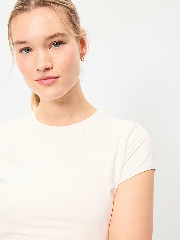 StudioSmooth Short-Sleeve Base Layer Top