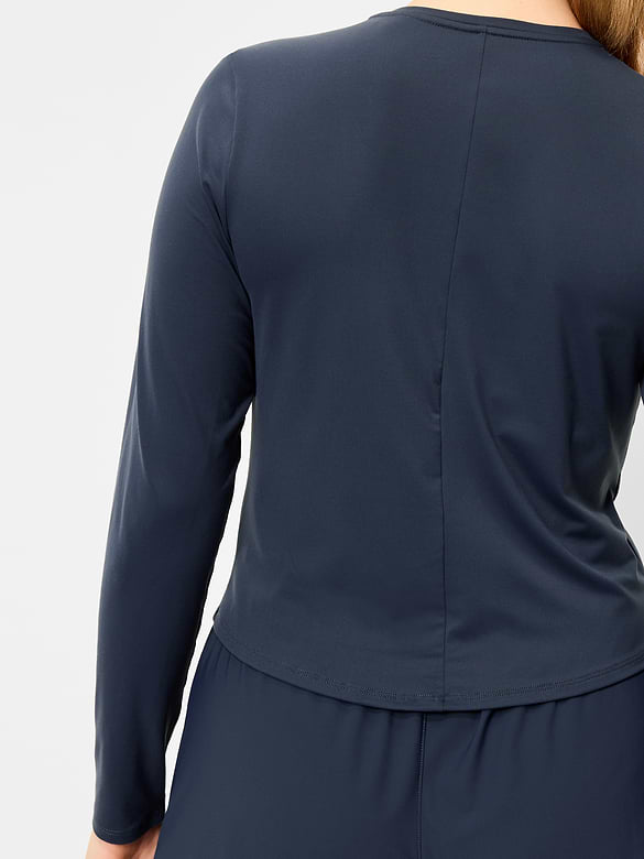 StudioSmooth Long-Sleeve Base Layer Top