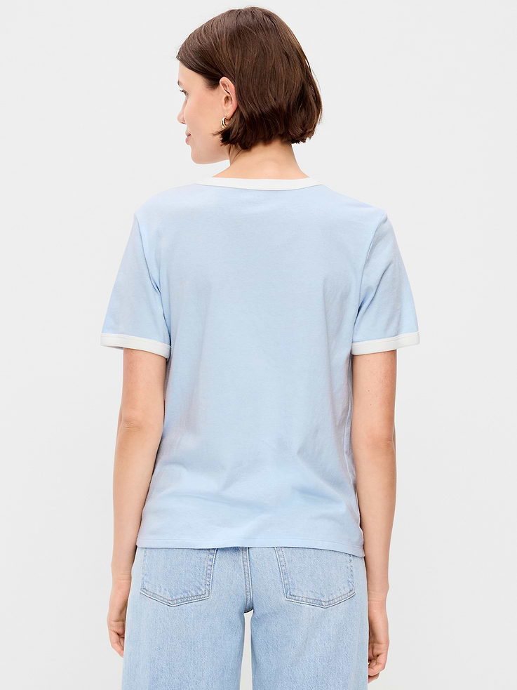 L'image numéro 2 présente T-shirt passe-partout à bords contrastants avec logo et imprimé