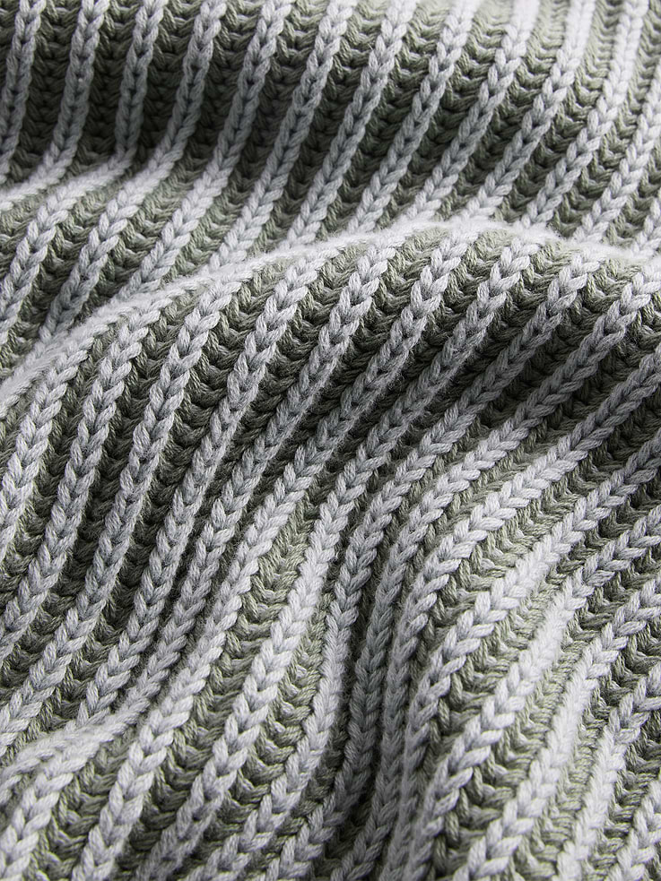 Image number 4 showing, 100% Cotton Barrel-Sleeve Crop Sweater