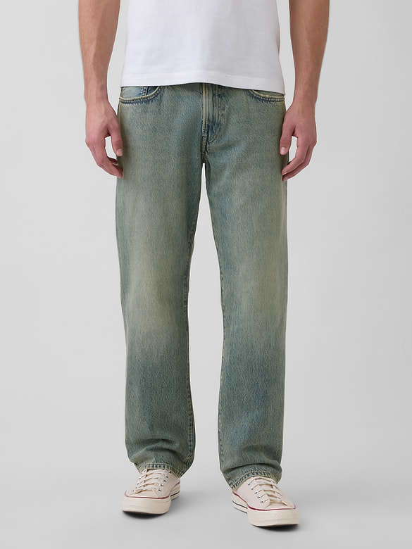 Relaxed Straight Jeans