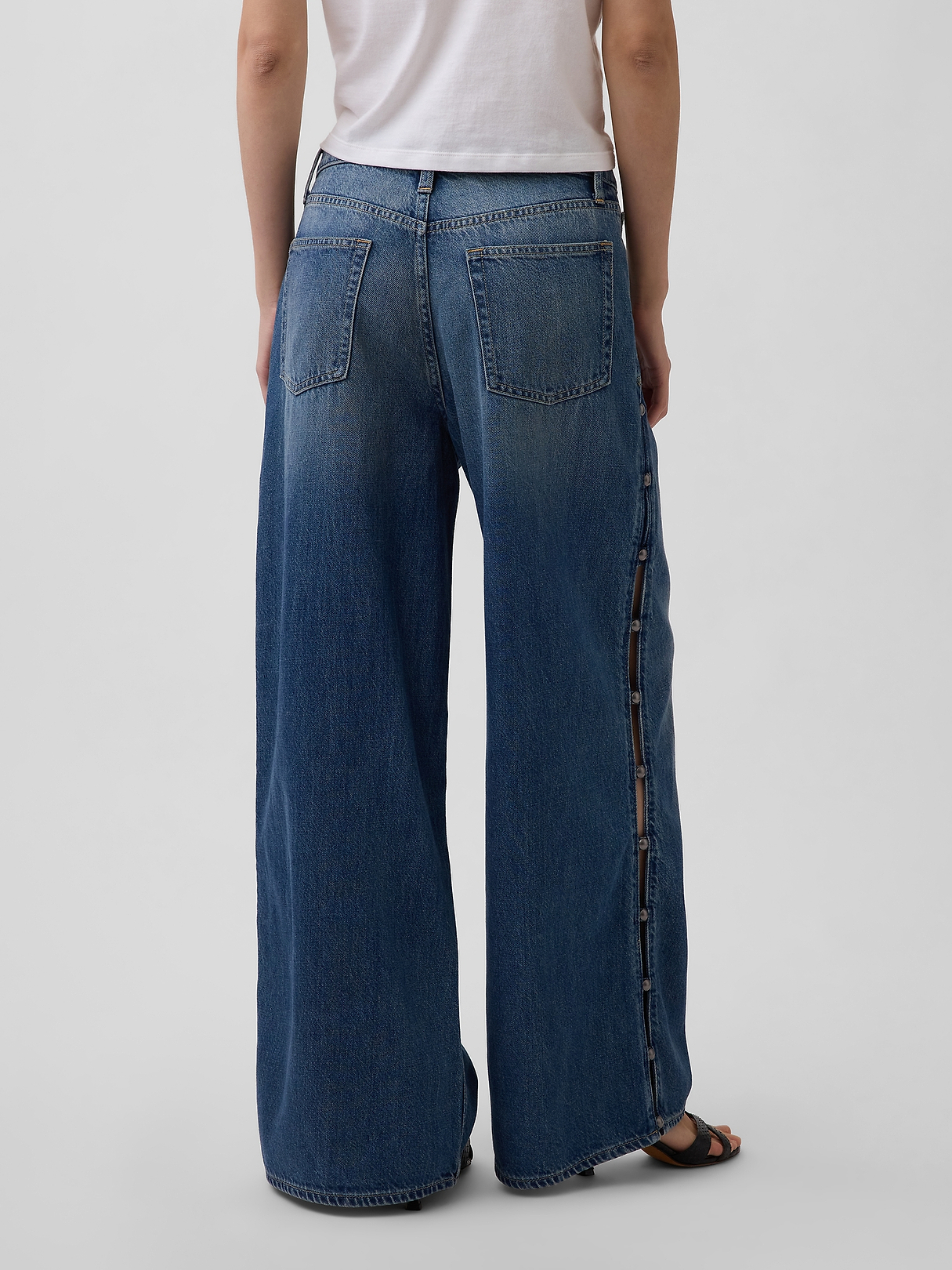 Mid Rise UltraSoft Studded Baggy Jeans | Gap