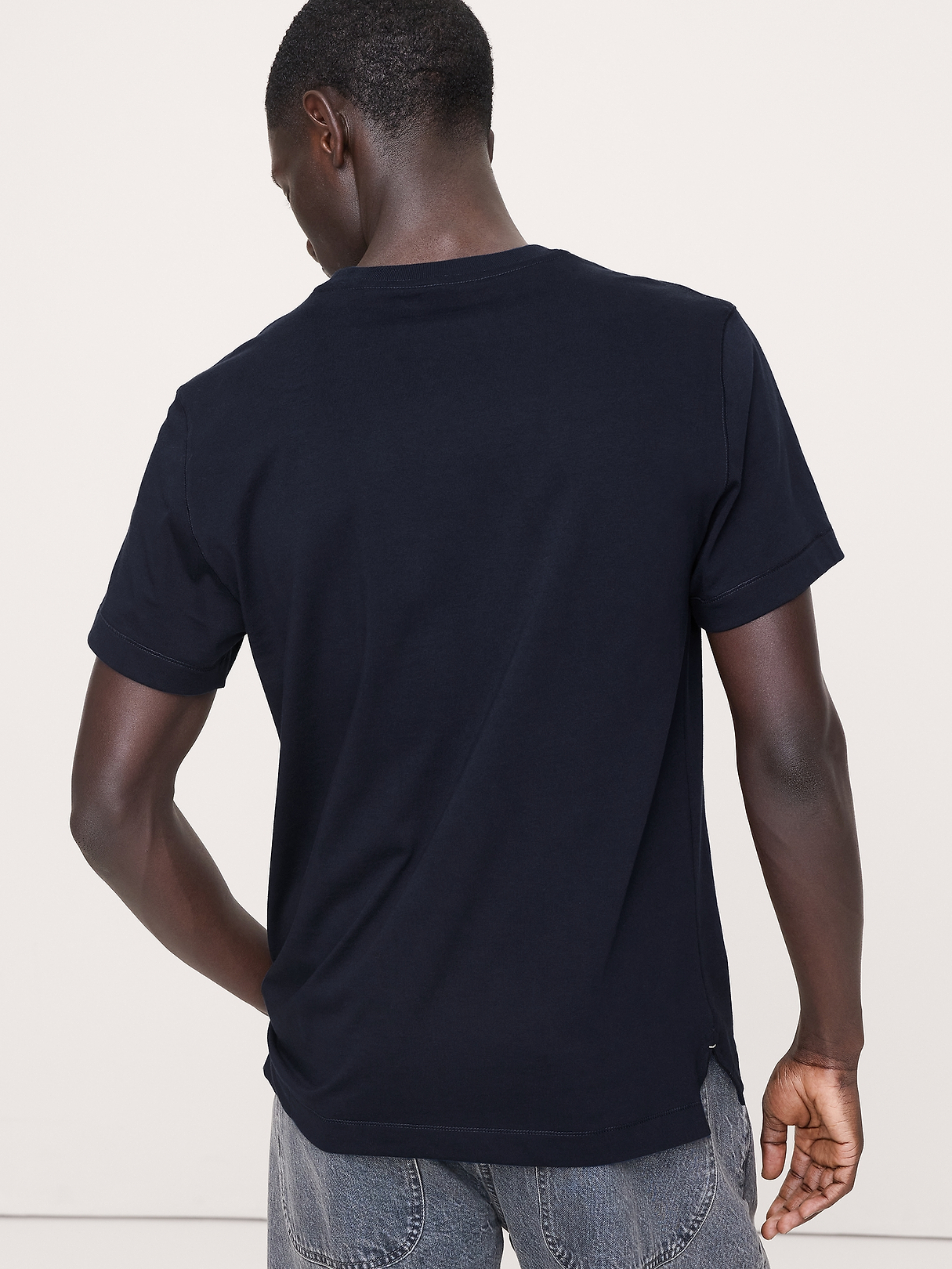 Authentic Supima® Midweight T-Shirt | Banana Republic