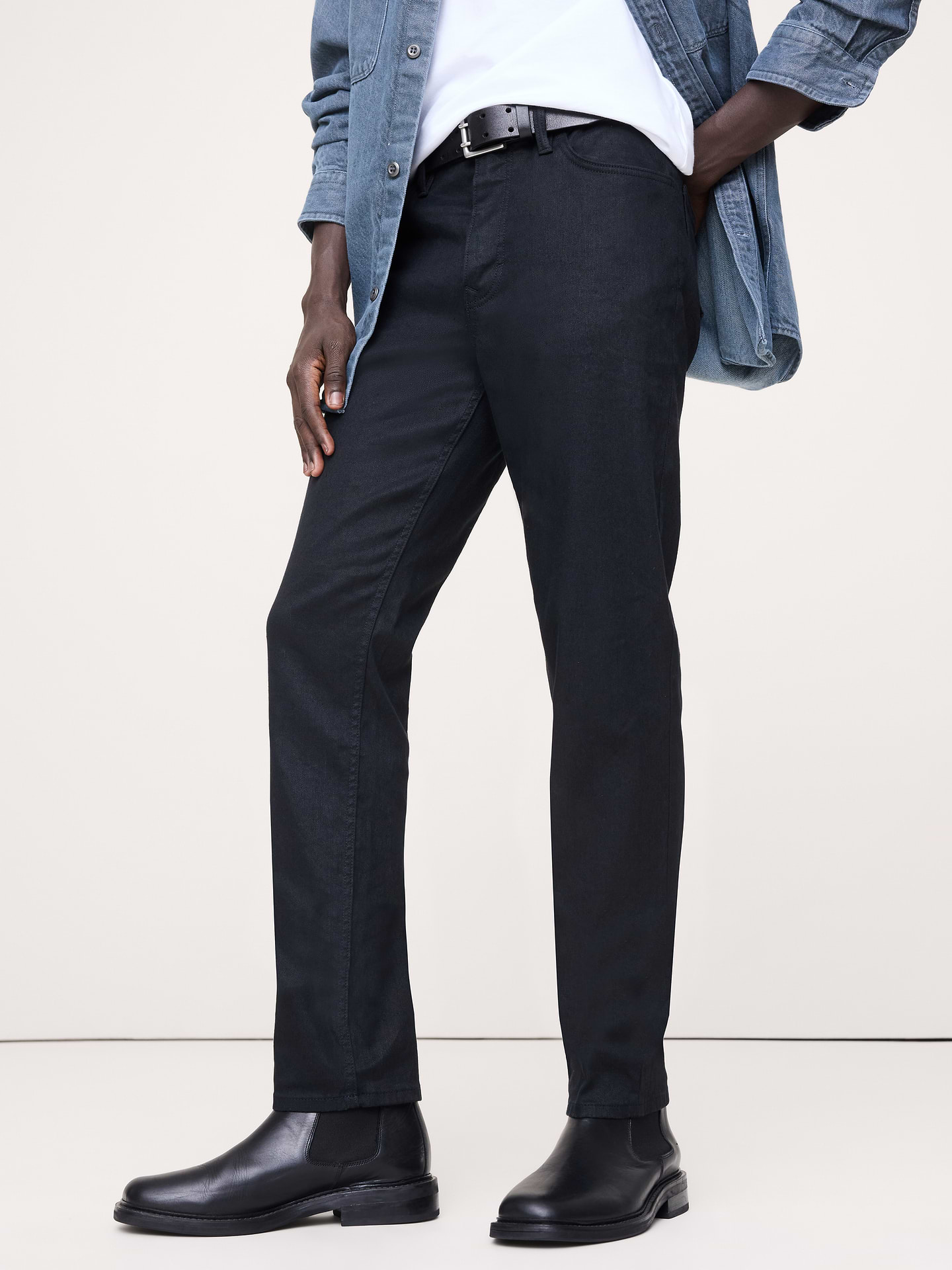 L'image numéro 3 présente Pantalon Voyageur étroit en lin et coton