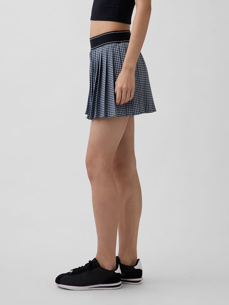 Image number 3 showing, GapFit Tech Pleated Exercise Skort