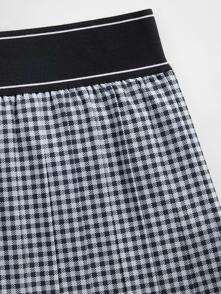 Image number 6 showing, GapFit Tech Pleated Exercise Skort