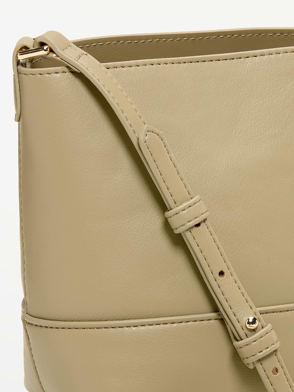 Petit sac à godet bon chic bon genre