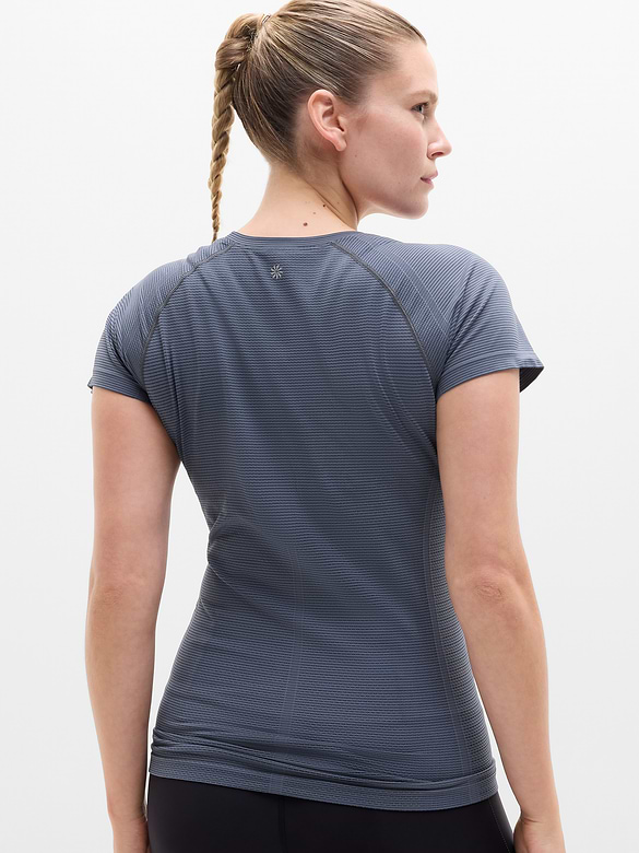 Momentum Flex Tee