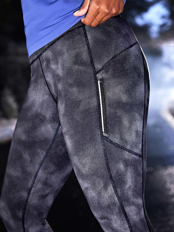 Rainier High Rise Reflective Print Legging