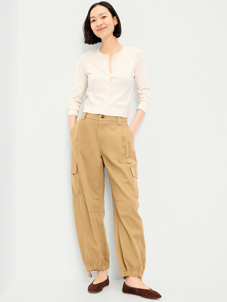 Image number 3 showing, SoSoft Lite Cropped Crew-Neck Cardigan