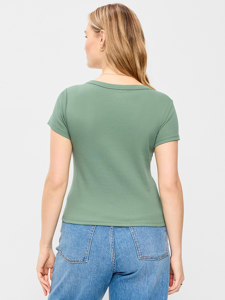 Image number 6 showing, Snug V-Neck Crop T-Shirt
